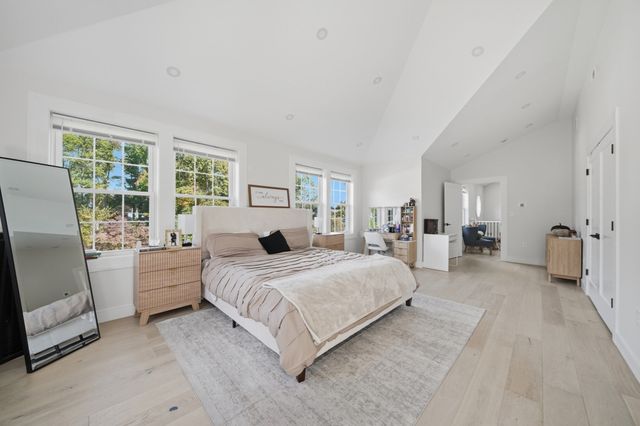 18 Elmcrest Road, North Andover, MA 01845