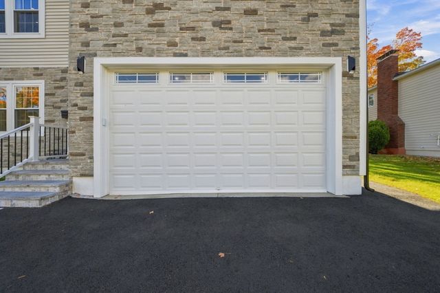 18 Elmcrest Road, North Andover, MA 01845
