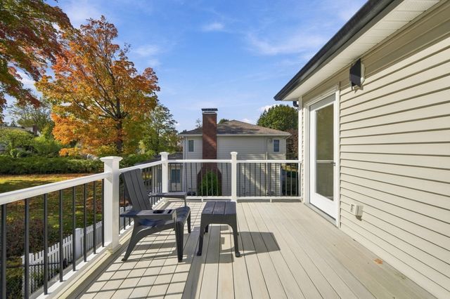 18 Elmcrest Road, North Andover, MA 01845