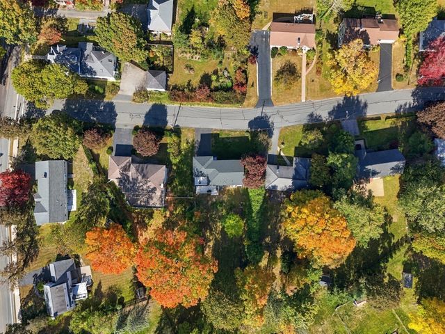 18 Elmcrest Road, North Andover, MA 01845