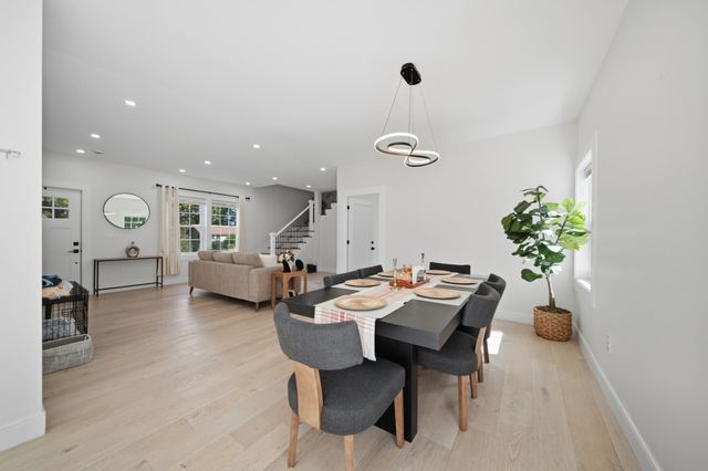 18 Elmcrest Road, North Andover, MA 01845
