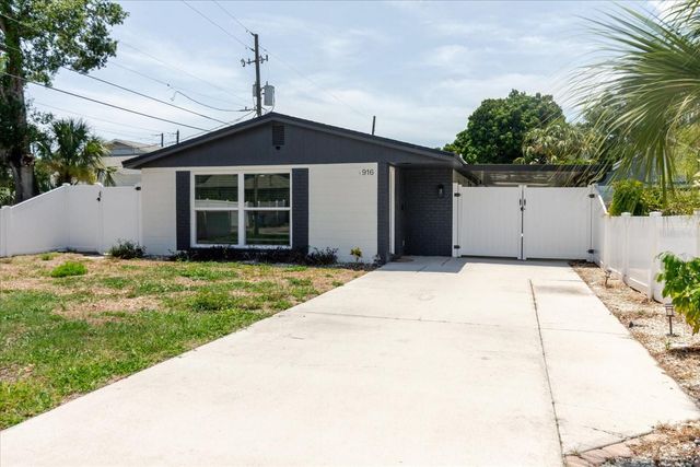 916 17TH STREET N, St Petersburg, FL 33713