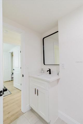 916 17TH STREET N, St Petersburg, FL 33713