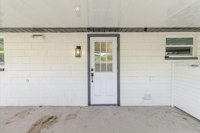 916 17TH STREET N, St Petersburg, FL 33713