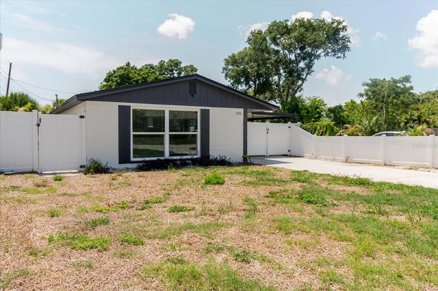 916 17TH STREET N, St Petersburg, FL 33713