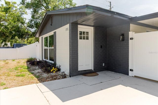 916 17TH STREET N, St Petersburg, FL 33713