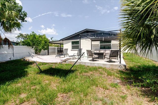 916 17TH STREET N, St Petersburg, FL 33713