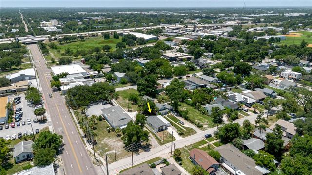 916 17TH STREET N, St Petersburg, FL 33713
