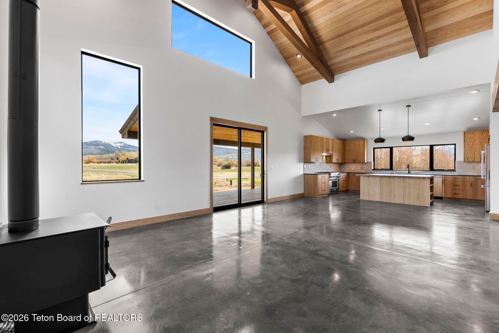 6322 FOX SPRINGS Drive, Victor, ID 83455 photo 18