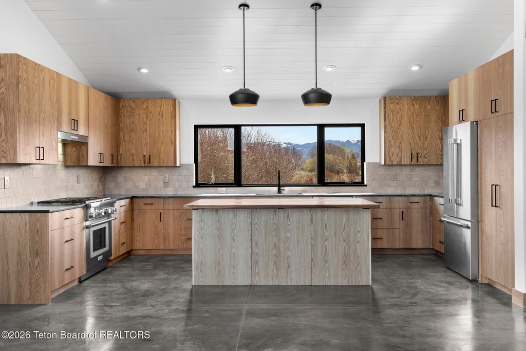 6322 FOX SPRINGS Drive, Victor, ID 83455 photo 24