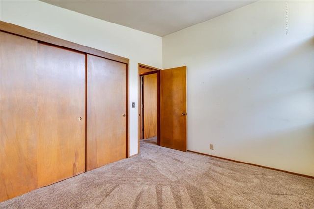 826 N Crestline St, Wichita, KS 67212
