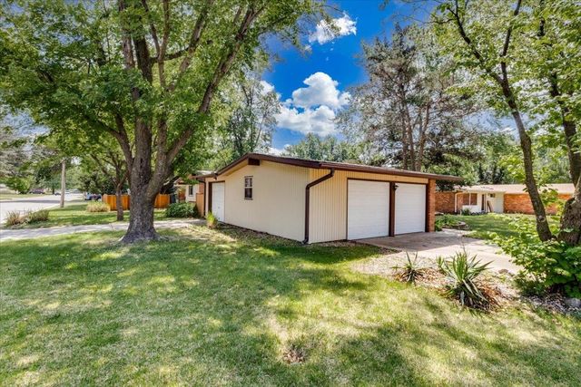 826 N Crestline St, Wichita, KS 67212