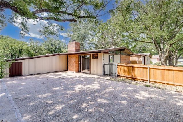 826 N Crestline St, Wichita, KS 67212