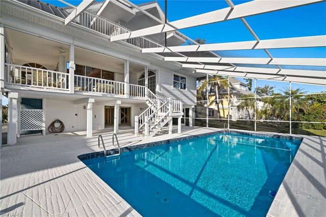 791 Sand Dollar DR, Sanibel, FL 33957