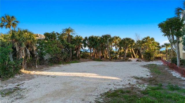 791 Sand Dollar DR, Sanibel, FL 33957