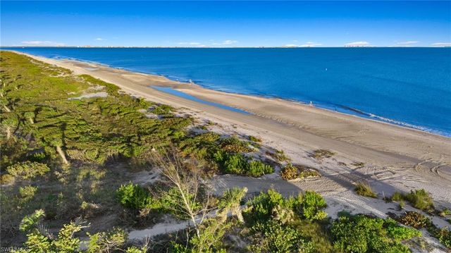 791 Sand Dollar DR, Sanibel, FL 33957