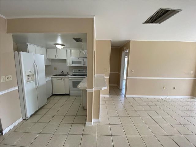 8602 HURON COURT 50, Tampa, FL 33614