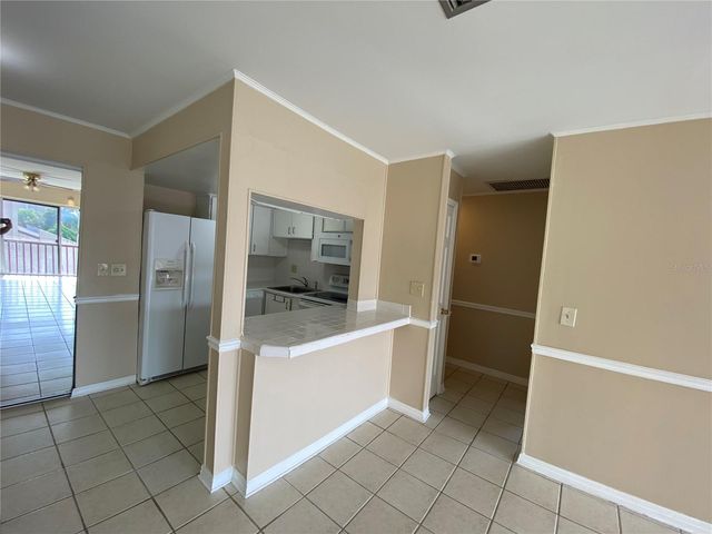 8602 HURON COURT 50, Tampa, FL 33614