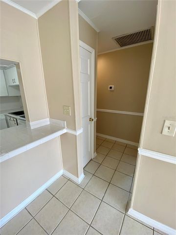 8602 HURON COURT 50, Tampa, FL 33614