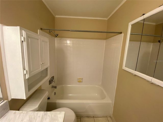8602 HURON COURT 50, Tampa, FL 33614