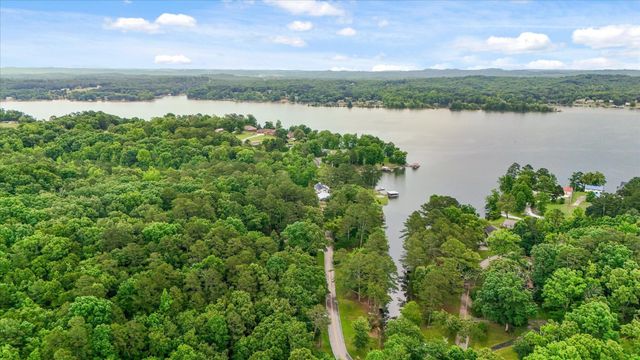 16211 Lakewood Drive, Sale Creek, TN 37373