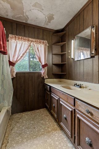 16211 Lakewood Drive, Sale Creek, TN 37373