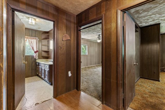 16211 Lakewood Drive, Sale Creek, TN 37373