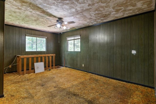 16211 Lakewood Drive, Sale Creek, TN 37373
