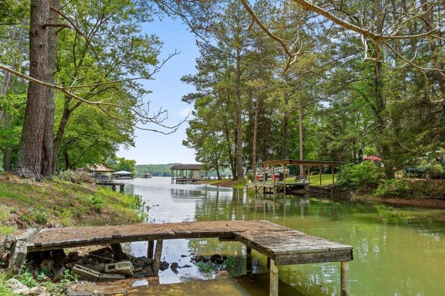 16211 Lakewood Drive, Sale Creek, TN 37373