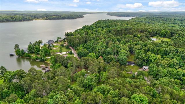 16211 Lakewood Drive, Sale Creek, TN 37373
