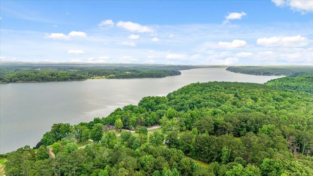 16211 Lakewood Drive, Sale Creek, TN 37373