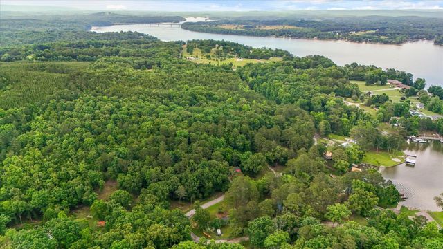 16211 Lakewood Drive, Sale Creek, TN 37373