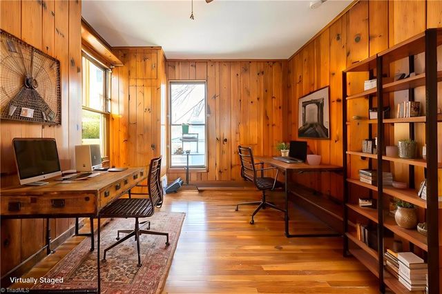 607 N Main Street, Mount Airy, NC 27030