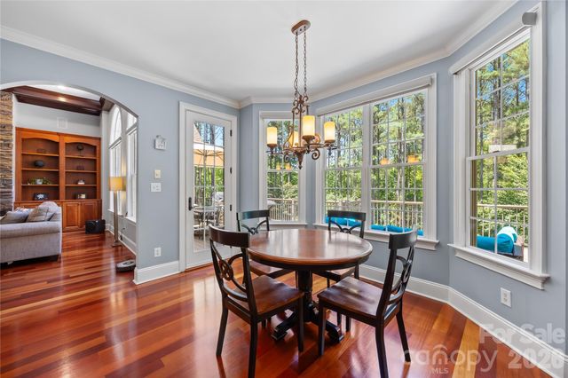 6830 Goose Point Drive, Denver, NC 28037