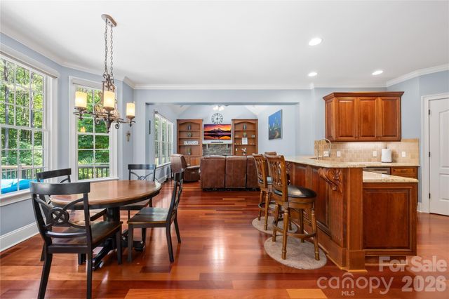6830 Goose Point Drive, Denver, NC 28037