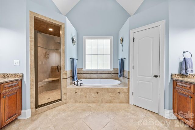 6830 Goose Point Drive, Denver, NC 28037