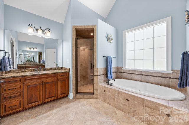 6830 Goose Point Drive, Denver, NC 28037