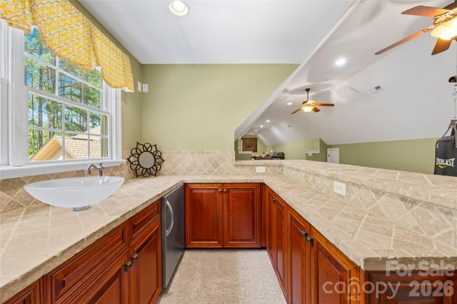 6830 Goose Point Drive, Denver, NC 28037