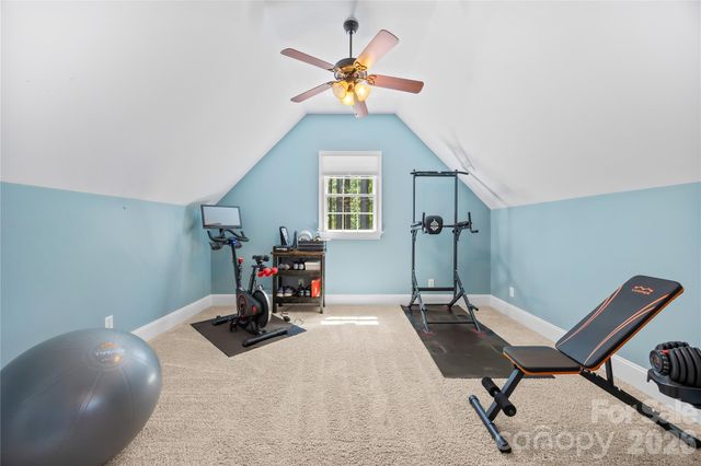 6830 Goose Point Drive, Denver, NC 28037