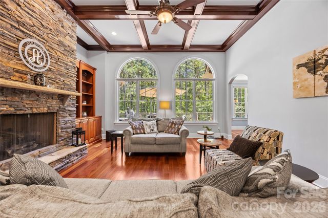 6830 Goose Point Drive, Denver, NC 28037