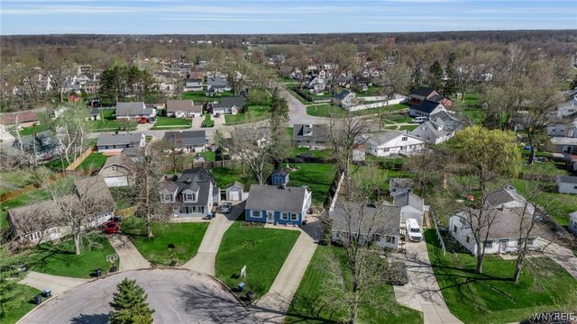 21 Schutt Court, Grand Island, NY 14072