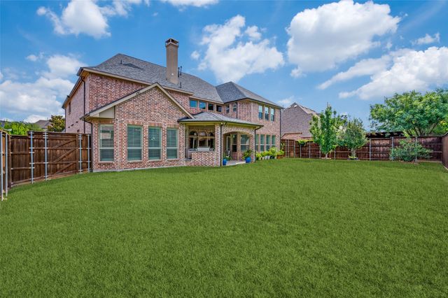 3745 Guinn Gate Drive, Frisco, TX 75034