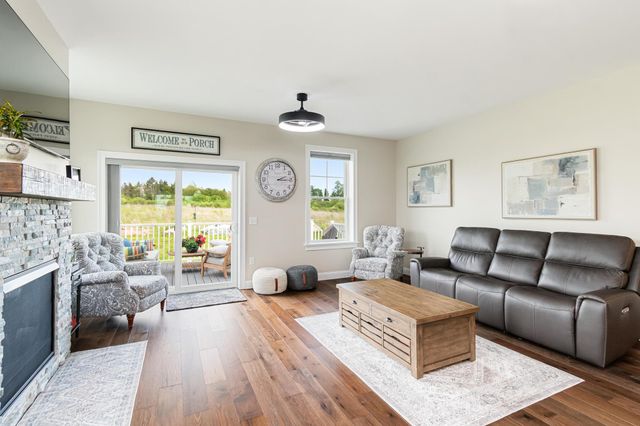 243 Aurora Road, South Burlington, VT 05403