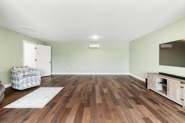 243 Aurora Road, South Burlington, VT 05403
