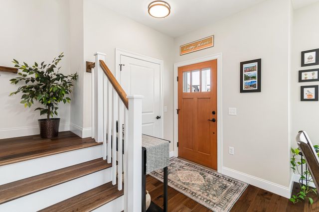 243 Aurora Road, South Burlington, VT 05403