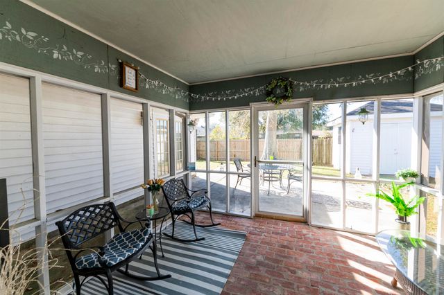 208 Angelle Drive, Houma, LA 70360