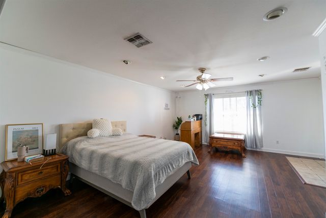 208 Angelle Drive, Houma, LA 70360