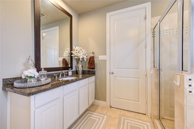 1110 Sherwood Trail, Houston, TX 77043