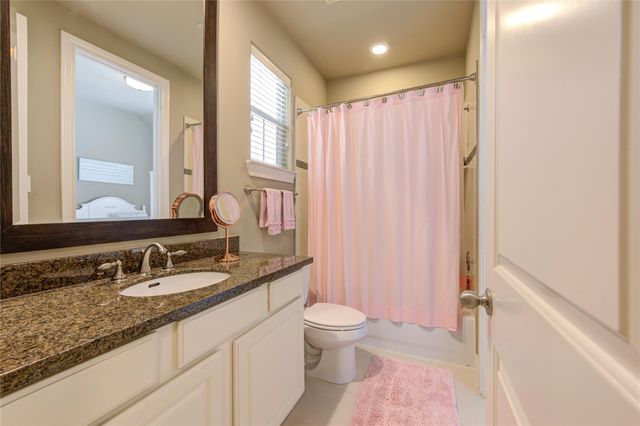 1110 Sherwood Trail, Houston, TX 77043