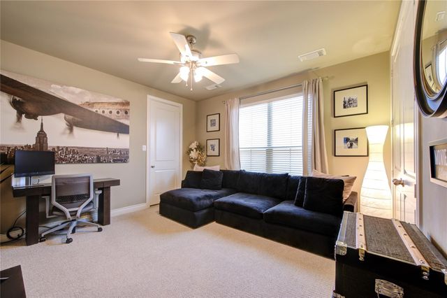 1110 Sherwood Trail, Houston, TX 77043